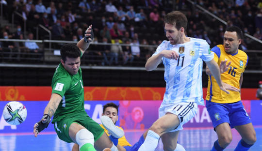 Argentina hạ Brazil, vào chung kết FIFA Futsal World Cup 2021 - Ảnh 7.