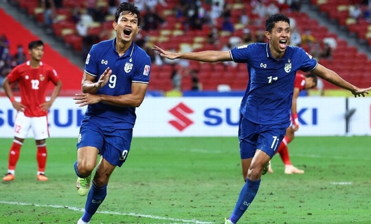 Thái Lan đăng quang AFF Cup 2020 sau trận hòa 2-2 với Indonesia - Ảnh 1.