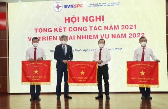 Năm 2021: EVNSPC thực hiện tốt mục tiêu bảo đảm cấp điện và chống dịch hiệu quả - Ảnh 5.