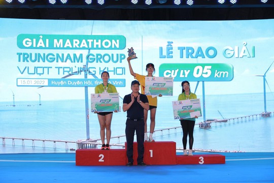 Marathon Trung Nam  “ Vượt trùng khơi” – Tự hào chạy trên vùng biển quê hương - Ảnh 5.