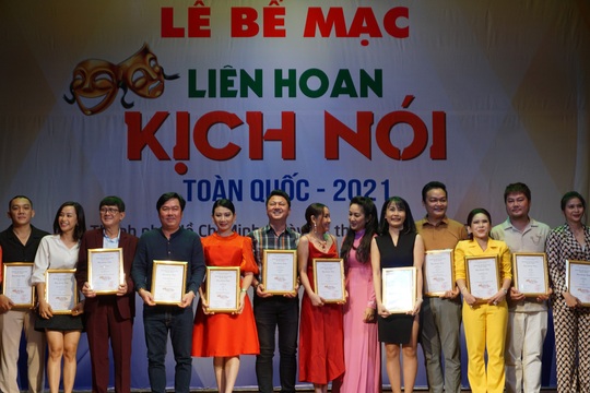 Hoài Linh, Việt Hương và nhiều ngôi sao kịch đoạt HCV - Ảnh 5.