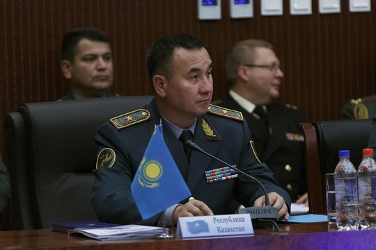 Kazakhstan sa thải bộ trưởng quốc phòng sau bạo loạn - Ảnh 1.