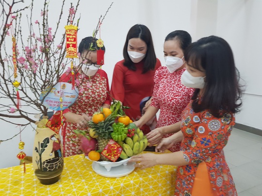 Người lao động khó khăn vui Tết - Ảnh 1.