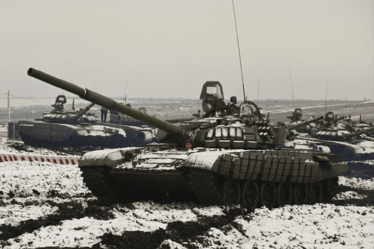 Khủng hoảng Ukraine: Mỹ kêu gọi HĐBA LHQ họp sau cảnh báo của TT Biden - Ảnh 2.