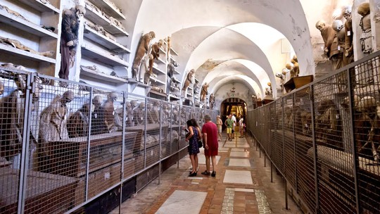 Lần tìm bí mật của những xác ướp trẻ em trong hầm mộ Ý - Ảnh 1.