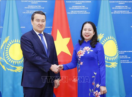 Đưa Kazakhstan thành trạm trung chuyển hàng Việt Nam sang châu Âu - Ảnh 2.