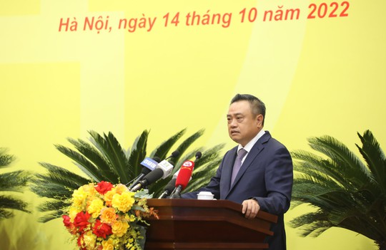 Cấp dưới buông lỏng quản lý, Chủ tịch Hà Nội nhận trách nhiệm - Ảnh 1.