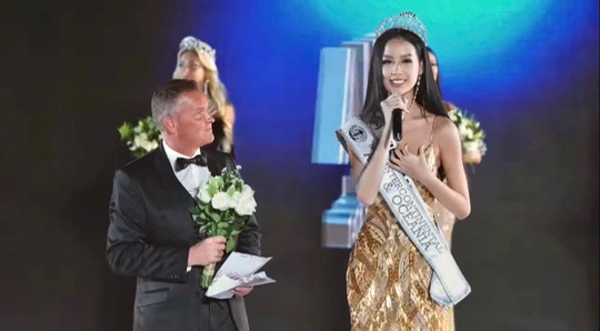 Lê Nguyễn Bảo Ngọc đăng quang Hoa hậu Liên lục địa 2022 - Ảnh 1.