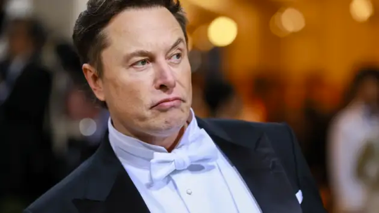 Tỉ phú Elon Musk giải thích việc “quay xe” với Ukraine - Ảnh 1.