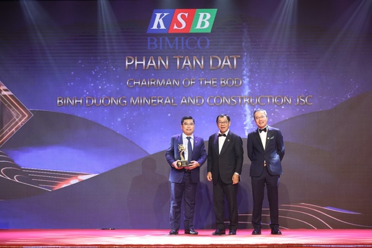 Chủ tịch KSB – Phan Tấn Đạt được tôn vinh “Doanh nhân Việt Nam tiêu biểu” năm 2022 - Ảnh 2.