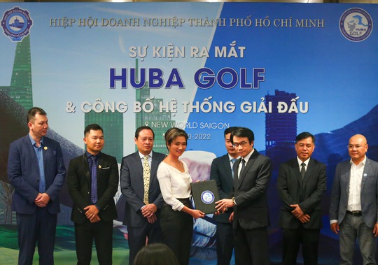 Golf thủ Việt Nam có thêm sân chơi chuyên nghiệp - Ảnh 1.
