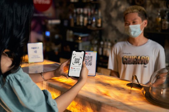 Thêm hàng triệu người dùng thanh toán online - Ảnh 1.