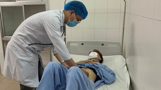 Nam thanh niên 20 tuổi bất ngờ bị chảy máu ồ ạt trong ruột non - Ảnh 1.
