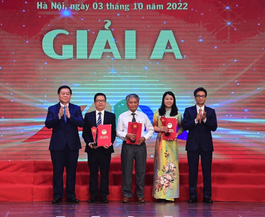 Giải thưởng Sách quốc gia: Hoàng Việt nhất thống dư địa chí đoạt giải A - Ảnh 1.