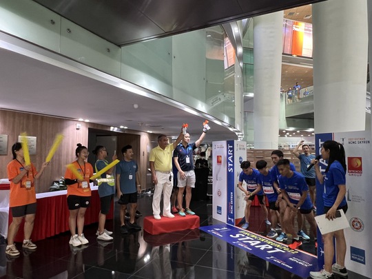 Giải chạy leo thang bộ HCMC SKYRUN 2022 trở lại với đích đến Saigon Skydeck - Ảnh 1.