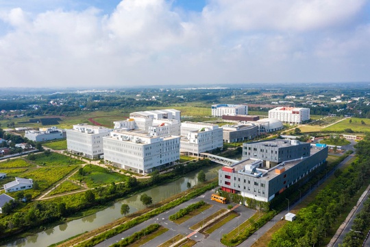 Khánh thành trường đại học hiện đại nhất Việt Nam tại Bình Dương - Ảnh 3.