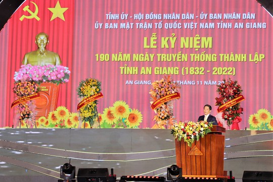 An Giang long trọng kỷ niệm 190 năm ngày thành lập tỉnh - Ảnh 2.
