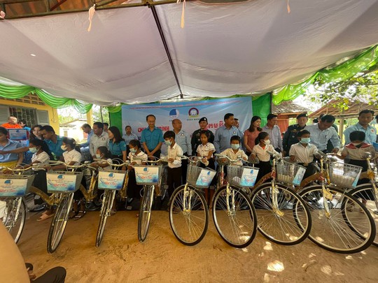 Chương trình tình nguyện ý nghĩa của thanh niên Việt Nam tại Campuchia - Ảnh 7.