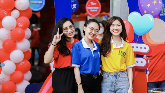 Tổ chức kiểm định ACBSP công nhận Trường ĐH Kinh tế - Tài Chính TP HCM là thành viên - Ảnh 1.