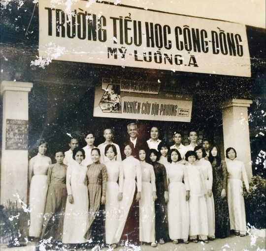 Cuộc thi viết “Người thầy kính yêu”: Nỗi nhớ thầy, cô khắc sâu như tạc - Ảnh 2.