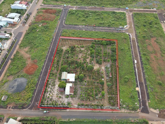 Bỏ ngoài quy hoạch 7.000 m2 đất vàng: UBND huyện không thông qua cấp trên - Ảnh 1.
