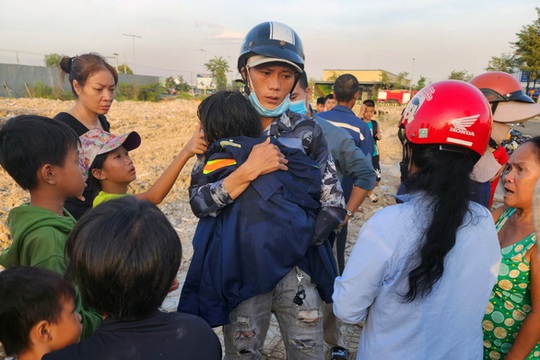 Nghe hướng dẫn của cảnh sát, bé gái 5 tuổi ở Đồng Nai được cứu sống - Ảnh 2.