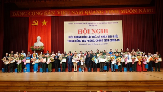 Thủ tướng tặng bằng khen cho Công an tỉnh Bình Định và Bí thư Thị ủy Hoài Nhơn - Ảnh 2.
