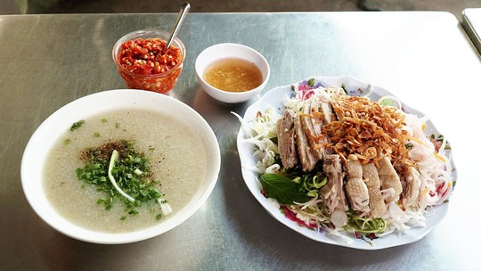 10 món ăn Việt được báo nước ngoài ca ngợi năm 2022 - Ảnh 10.