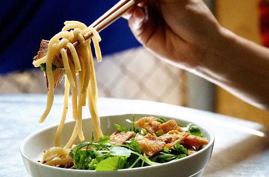 10 món ăn Việt được báo nước ngoài ca ngợi năm 2022 - Ảnh 8.