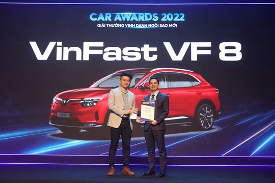 VinFast VF 8 được vinh danh là “Ngôi sao mới” tại Giải thưởng Car Awards 2022 - Ảnh 1.