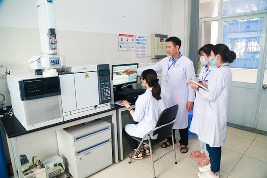 Trường ĐH Công nghiệp Thực phẩm TP HCM có ngành đạt chuẩn chất lượng giáo dục ĐH Mỹ - Ảnh 1.