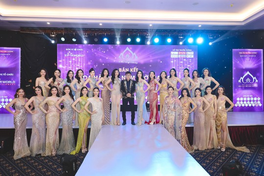 NTK Tommy Nguyễn lịch lãm tại bán kết Hoa hậu Việt Nam thời đại - Ảnh 1.