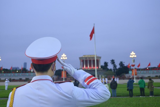 Lễ thượng cờ sáng Mùng Một Tết tại Quảng trường Ba Đình - Ảnh 24.