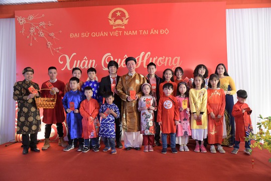 Xuân quê hương đậm hương vị Tết cổ truyền Việt Nam tại New Delhi 2022 - Ảnh 2.