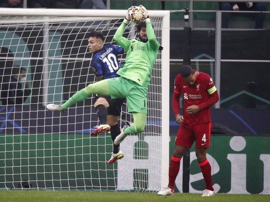 Tám phút bùng nổ, Liverpool đánh bại chủ nhà Inter Milan tại Giuseppe Meazza - Ảnh 2.