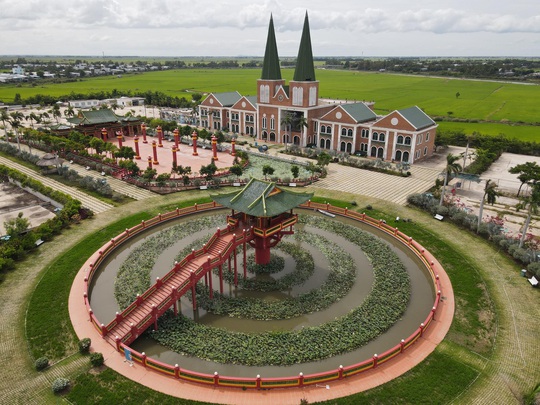 Cáp treo Núi Sam - điểm du lịch không thể bỏ qua dịp Tết Nhâm Dần - Ảnh 1.