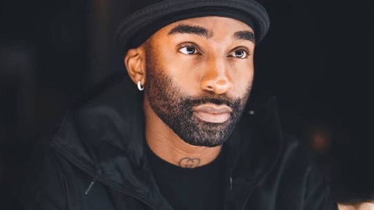 Nam ca sĩ Riky Rick qua đời nghi tự tử - Ảnh 1.