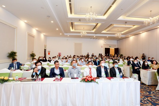 Gần 200 đại biểu về Cần Thơ dự hội nghị về nhãn khoa - Ảnh 1.
