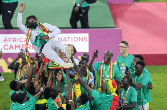 Ai Cập gục ngã ở loạt luân lưu, Senegal lần đầu lên đỉnh châu Phi - Ảnh 10.