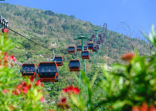 Lý giải sức hút du lịch Tây Ninh ngay những ngày đầu năm mới 2022 - Ảnh 1.