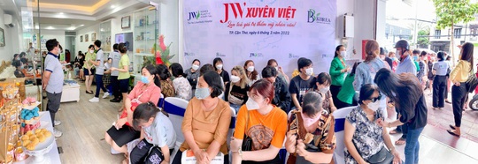 Hành trình JW Xuyên Việt: Lan tỏa giá trị thẩm mỹ nhân văn - Ảnh 2.