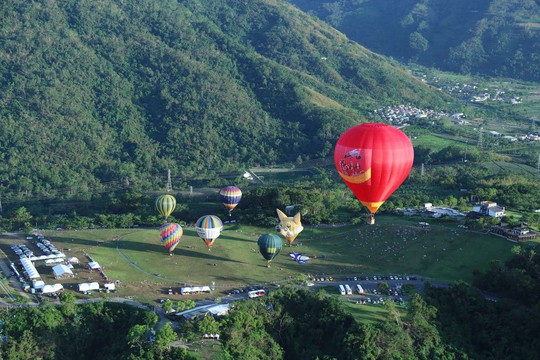 Lẫn đầu tiên có Lễ hội Khinh khí cầu quốc tế, quảng bá du lịch Tuyên Quang - Ảnh 3.