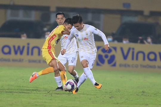 Quang Hải lập công giúp Hà Nội FC đánh bại Thanh Hóa - Ảnh 3.