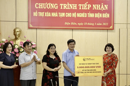 Gia đình và doanh nghiệp của doanh nhân Đỗ Quang Hiển ủng hộ Điện Biên 20 tỉ đồng xây nhà cho hộ nghèo - Ảnh 2.
