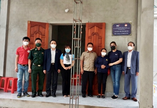 Tập đoàn TTC hỗ trợ xây dựng 50 nhà tình thương tại các tỉnh miền Trung - Ảnh 4.