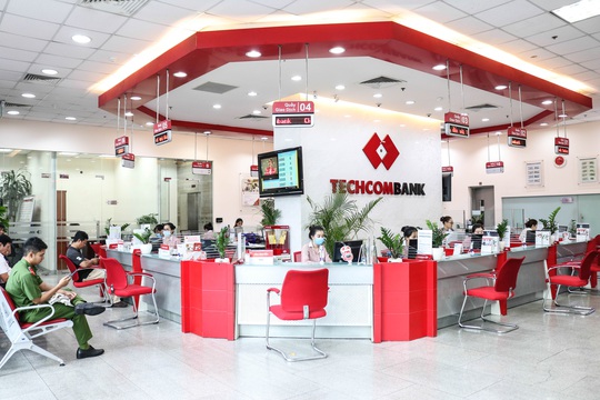 Techcombank được The Asian Banker vinh danh hai giải thưởng lớn - Ảnh 1.
