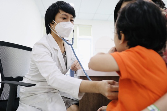 Ca bệnh nguy kịch vừa đông máu vừa xuất huyết - Ảnh 1.