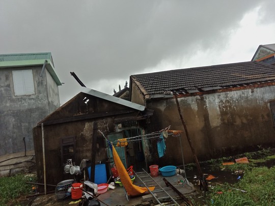 Thiệt hại ban đầu tại Thừa Thiên - Huế do mưa lũ trái mùa - Ảnh 1.