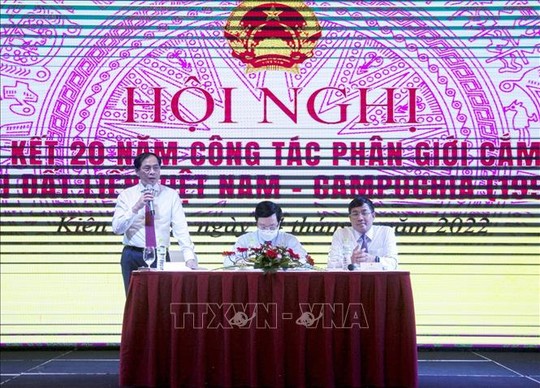Tổng kết 20 năm đàm phán phân giới cắm mốc biên giới Việt Nam - Campuchia - Ảnh 1.