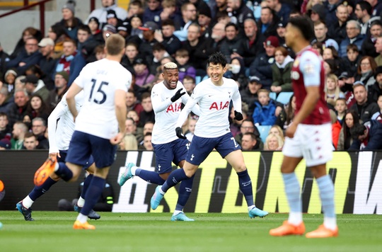 Son Heung-min lập hat-trick, Tottenham bay cao Top 4 Ngoại hạng Anh - Ảnh 2.